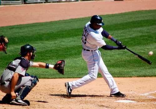 Aplicaciones para ver béisbol en vivo gratis en tu celular