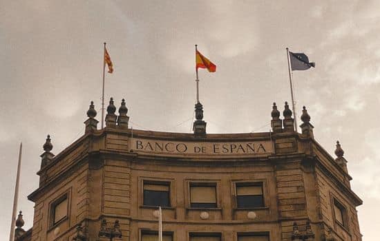 La población y la economía en España