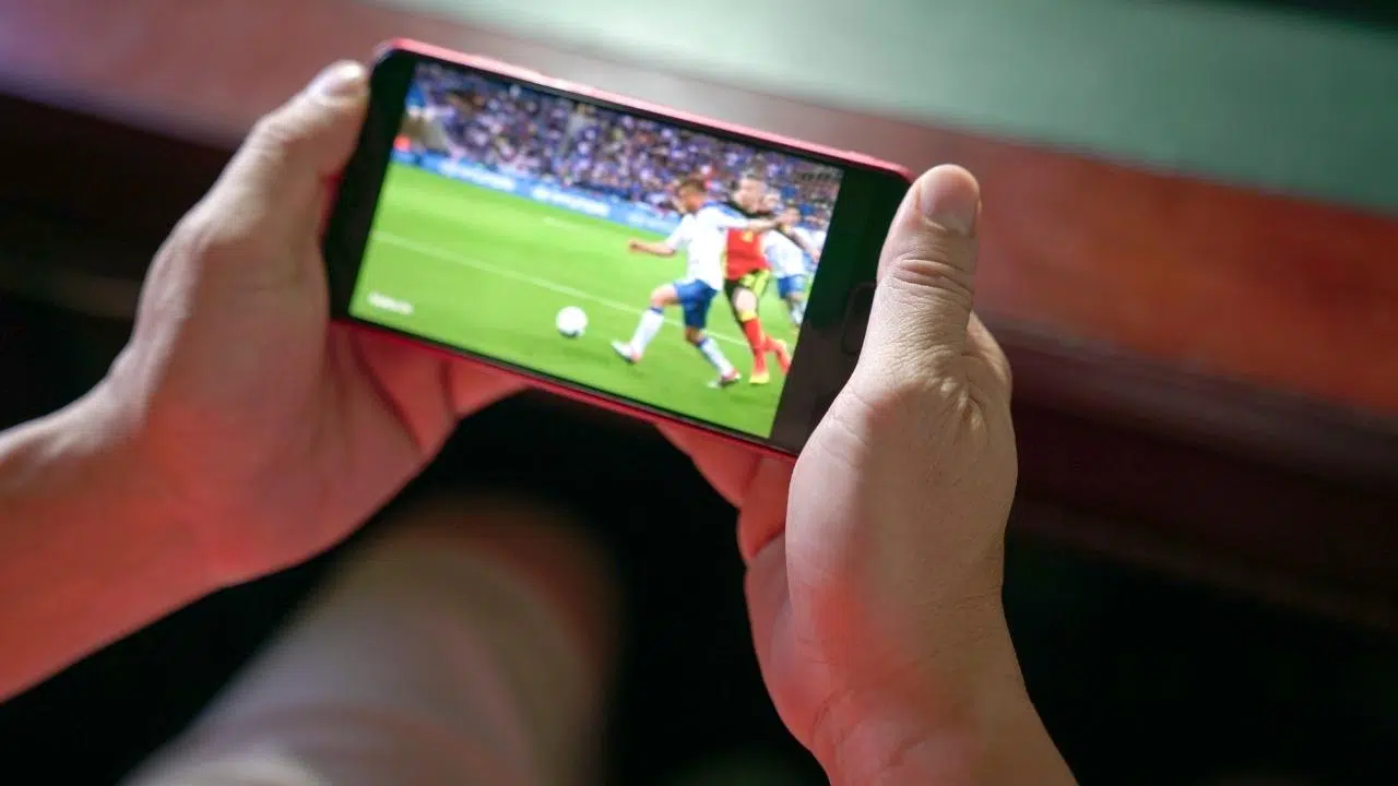 Los Mejores Aplicativos para Ver TV en el Celular