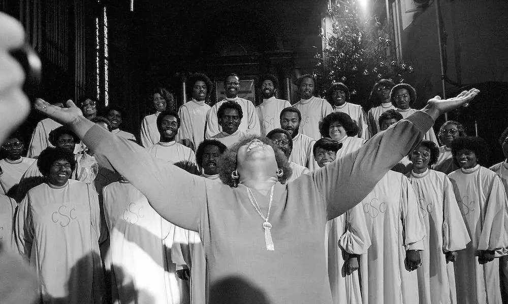Mi experiencia con aplicaciones para escuchar música gospel