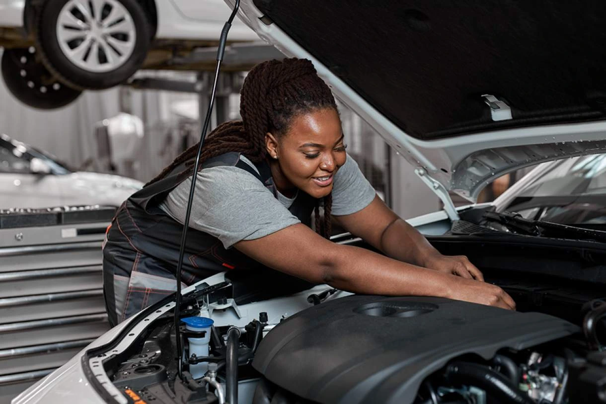 Los Mejores Aplicativos para Hacer un Curso de Mecánica Automotriz